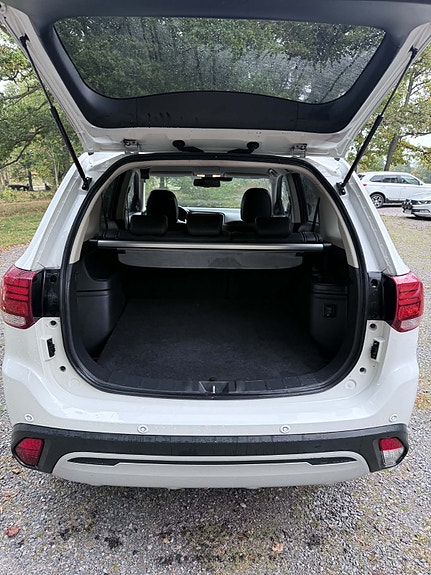 Mitsubishi Outlander 7 of 8