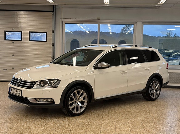 Volkswagen Passat Alltrack 5 of 17