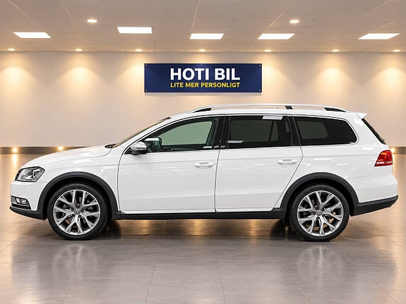 Volkswagen Passat Alltrack 2 of 4