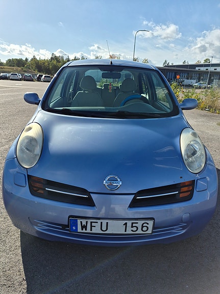 Nissan Micra 2 of 5