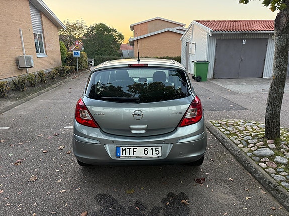 Opel Corsa 5 of 9