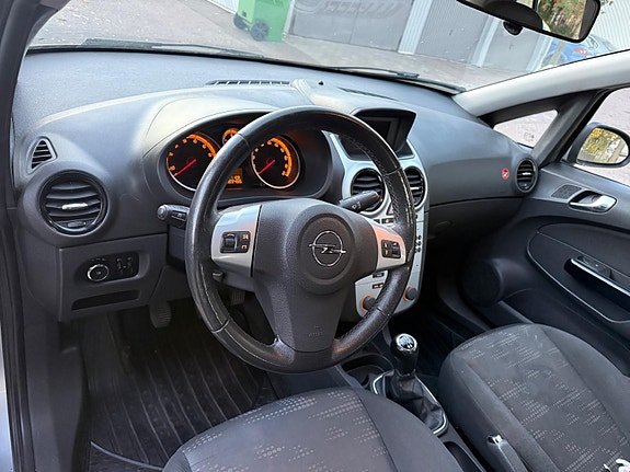 Opel Corsa 7 of 9