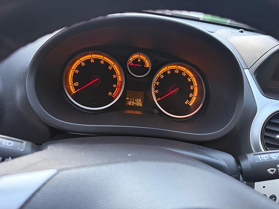Opel Corsa 8 of 9