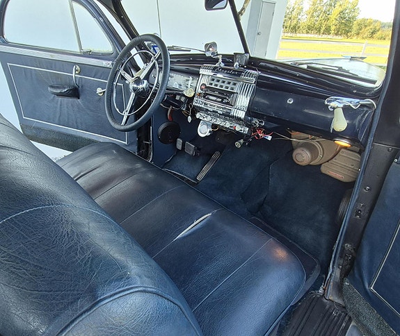 Chrysler New Yorker 7 of 10