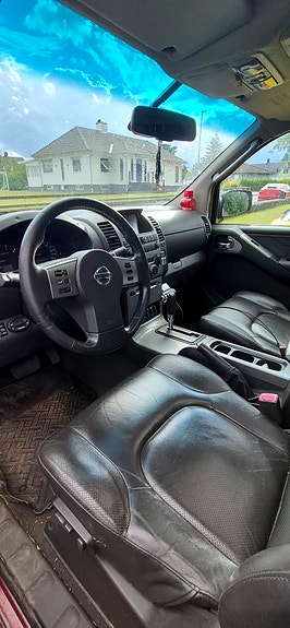 Nissan Navara 3 of 7