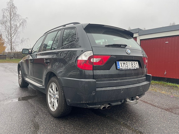 BMW X3 2 of 11