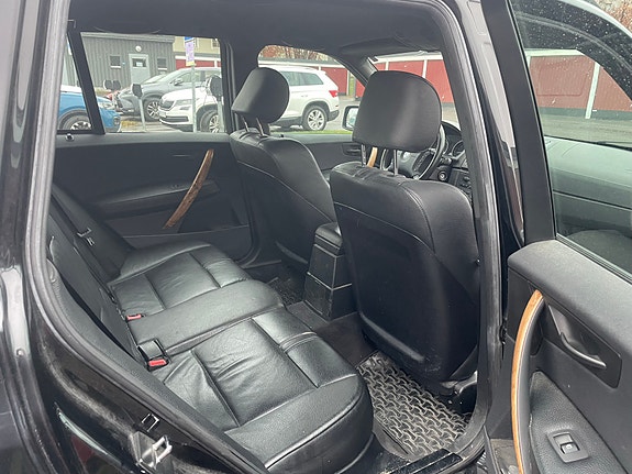 BMW X3 10 of 11