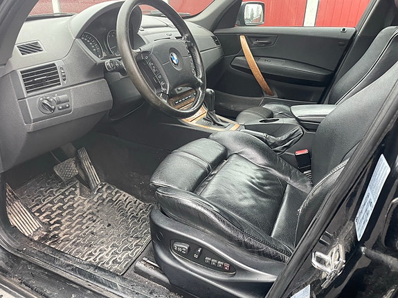 BMW X3 8 of 11