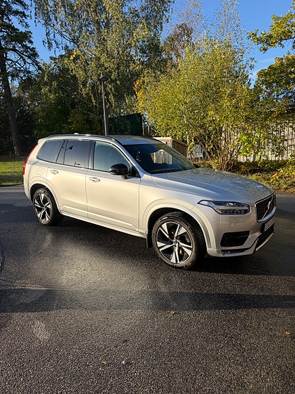 Volvo XC90 11 of 11