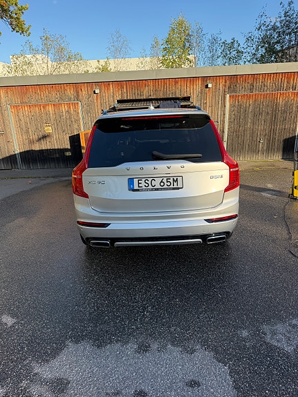 Volvo XC90 8 of 11