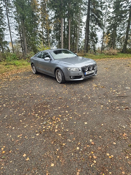 Audi A5 2 of 4