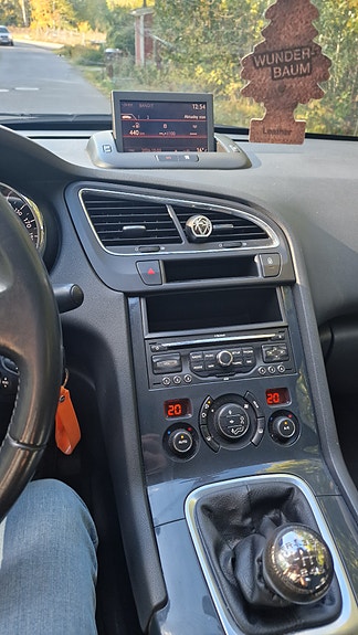 Peugeot 5008 6 of 12