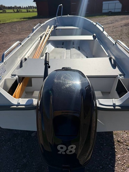 Terhi 400 med Tohatsu 9.8 hk 4-takt + 80 km/h vagn. Höstpris 6 of 7