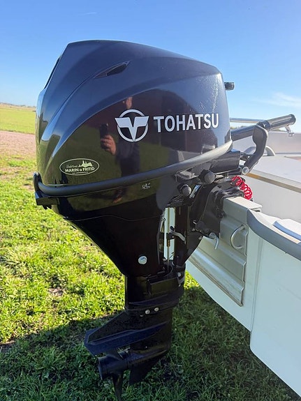 Terhi 400 med Tohatsu 9.8 hk 4-takt + 80 km/h vagn. Höstpris 3 of 7