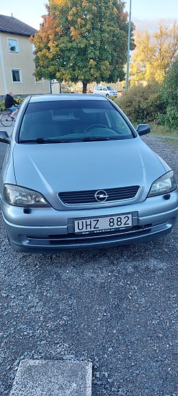 Opel Astra 4 of 8