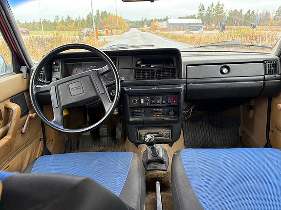 Volvo 245 4 of 5