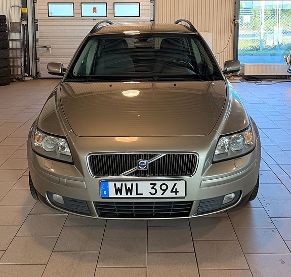 Volvo V50 5 of 10