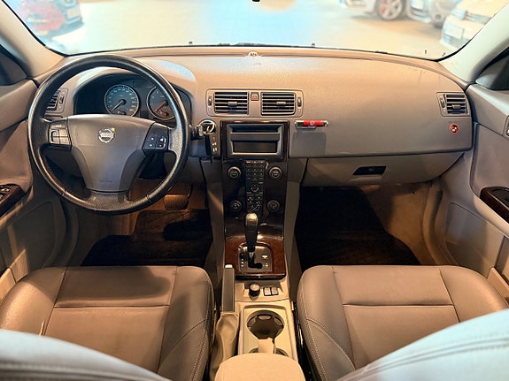 Volvo V50 9 of 10