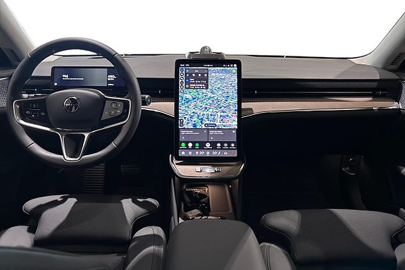 Volvo ES90 10 of 22