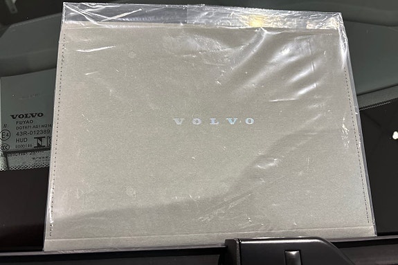 Volvo ES90 20 of 22