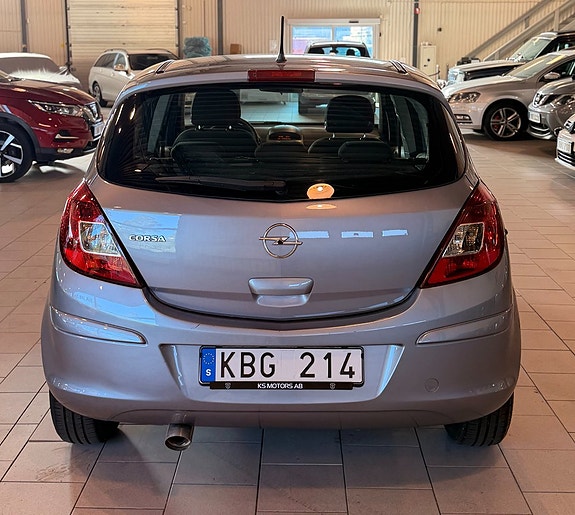 Opel Corsa 6 of 9