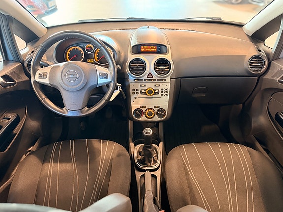 Opel Corsa 9 of 9