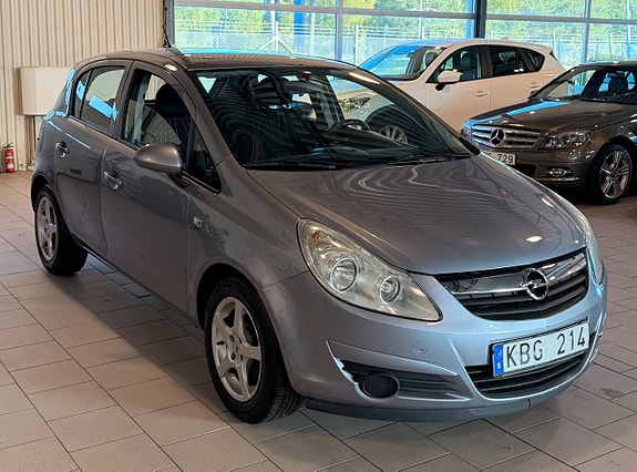 Opel Corsa 2 of 9