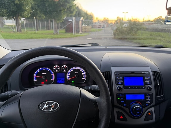 Hyundai i30 12 of 13