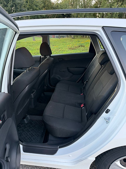 Hyundai i30 10 of 13
