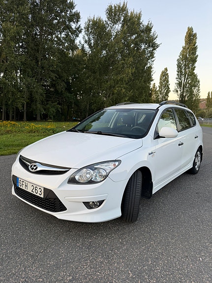 Hyundai i30 3 of 13