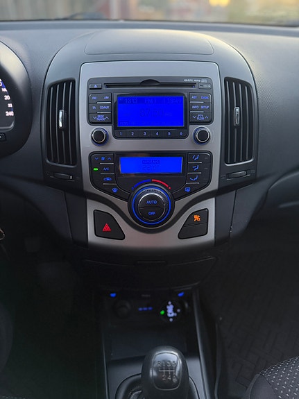 Hyundai i30 11 of 13