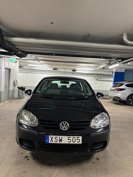 Volkswagen Golf V 7 of 14
