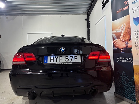 BMW 335i 14 of 30