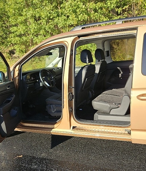 Volkswagen Caddy Maxi 7 of 11