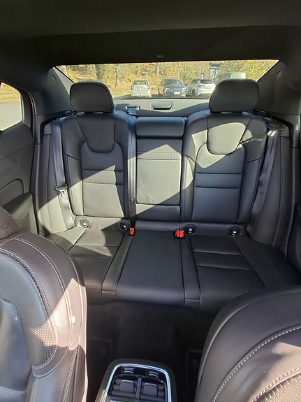Volvo S60 16 of 28
