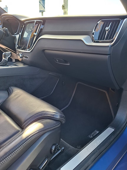 Volvo S60 17 of 28