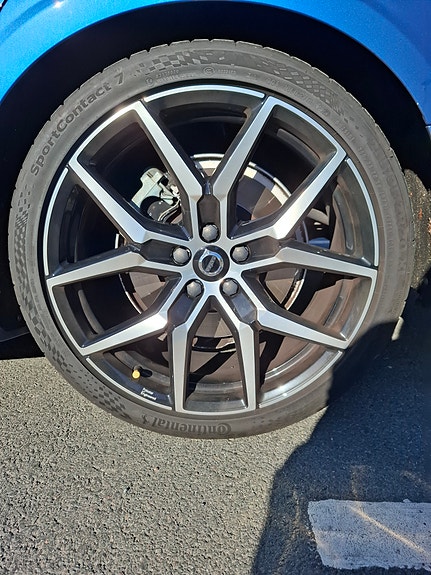 Volvo S60 11 of 28