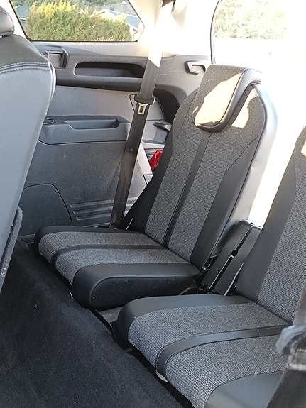 Peugeot 5008 6 of 9