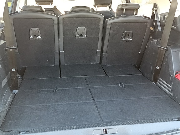 Peugeot 5008 8 of 9