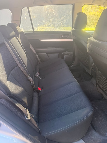 Subaru Outback 5 of 6