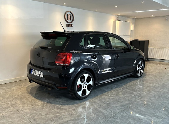 Volkswagen Polo 4 of 18