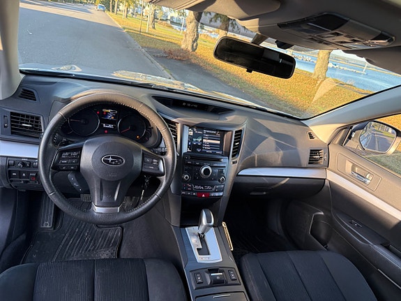 Subaru Outback 13 of 15