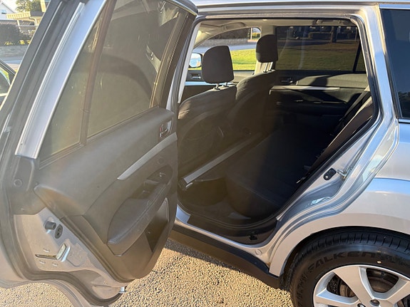 Subaru Outback 10 of 15