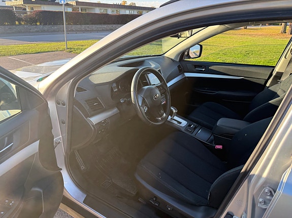 Subaru Outback 11 of 15