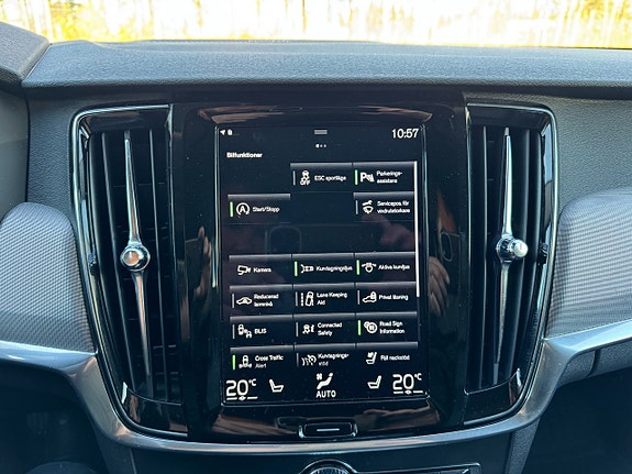 Volvo V90 Cross Country 18 of 22