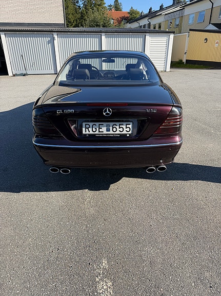 Mercedes-Benz CL600 4 of 6