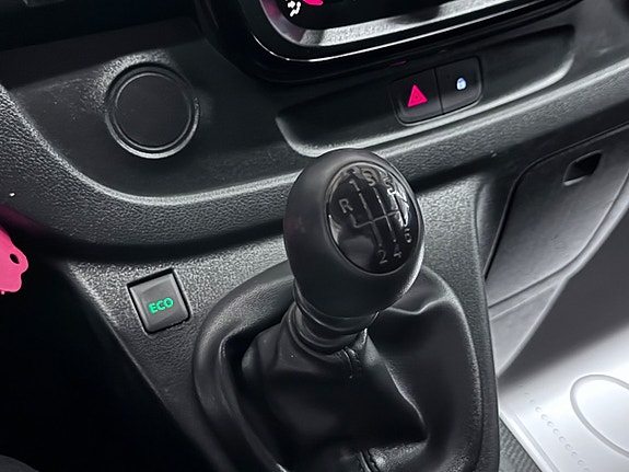 Opel Vivaro 18 of 20