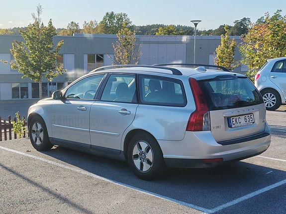 Volvo V50 3 of 8