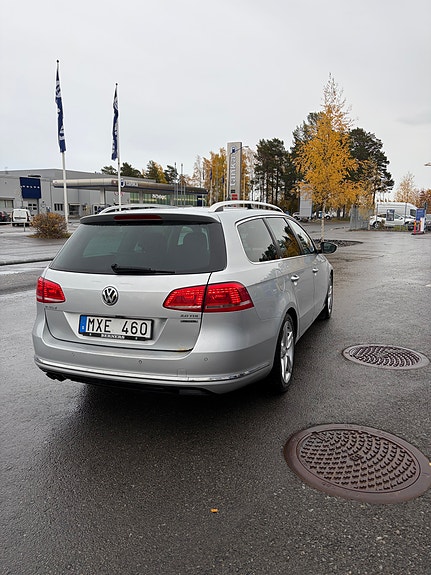 Volkswagen Passat 2 of 8