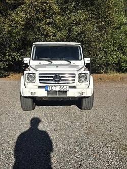 Mercedes-Benz G350 2 of 12